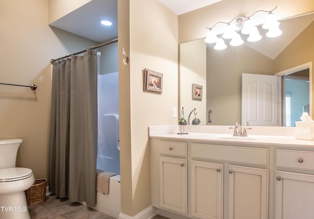 1551 Hatterdale Farm Rd Unit 1551, Blountville, TN 37617 - bathroom with vanity and shower / tub combo with curtain
