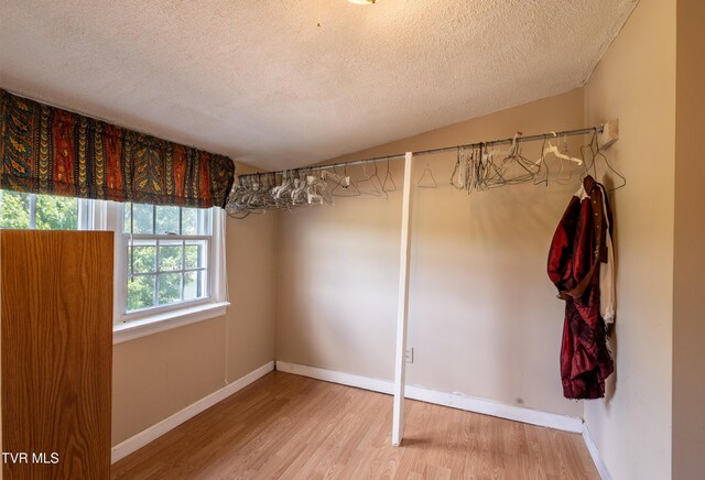 934 Massachusetts Ave, Bristol, VA 24201 - photo 8