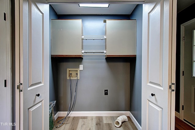 102 Spring Hill Dr, Unicoi, TN 37692 - laundry area featuring hookup for an electric dryer, washer hookup, and wood finished floors