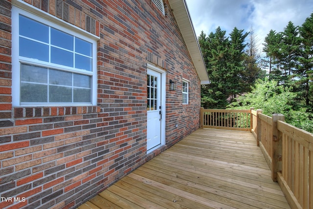 102 Spring Hill Dr, Unicoi, TN 37692 - view of wooden terrace