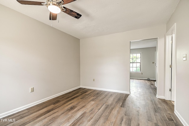 103 Northwinds Dr, Bristol, VA 24201 - spare room with wood finished floors and a ceiling fan