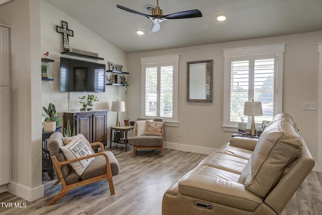457 W St, Greeneville, TN 37745 - living room featuring a ceiling fan, wood finished floors, lofted ceiling, and recessed lighting