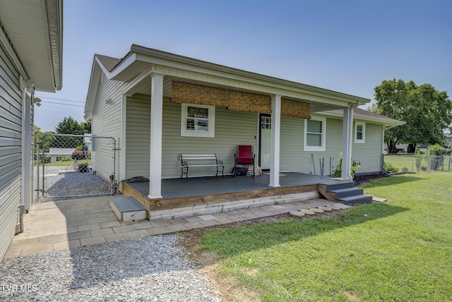 457 W St, Greeneville, TN 37745 - view of front of home featuring covered porch and a gate