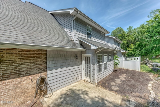 82 Hiddenbrook Ln Unit 82, Gray, TN 37615 - back of property with a shingled roof