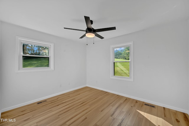252 Kiser Cir, Jonesborough, TN 37659 - empty room with light wood-style flooring and ceiling fan