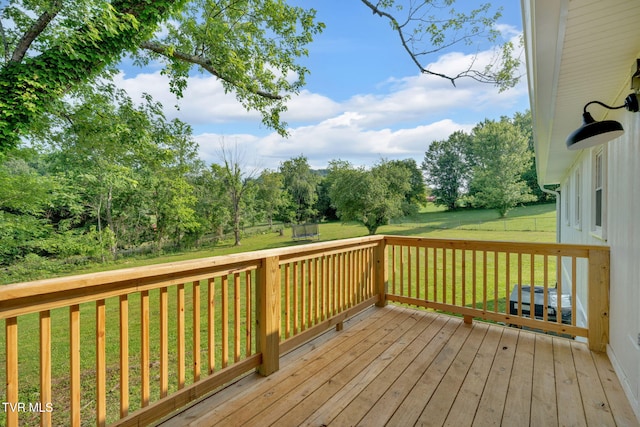 252 Kiser Cir, Jonesborough, TN 37659 - deck featuring a lawn and view of wooded area