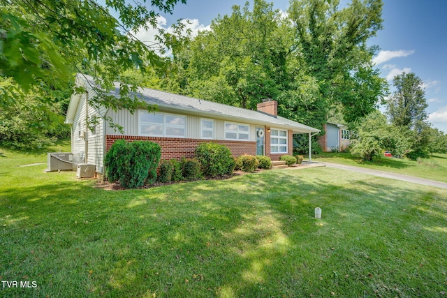 542 Ranier Dr, Kingsport, TN 37663 - photo 2