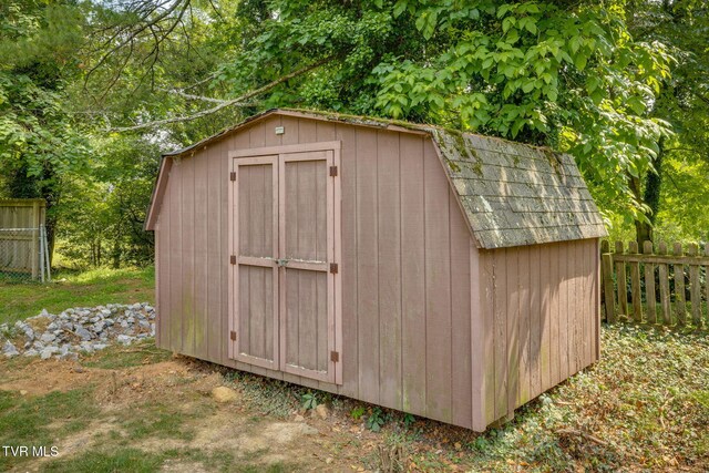 309 Knob Hill Dr, Bristol, TN 37620 - view of shed