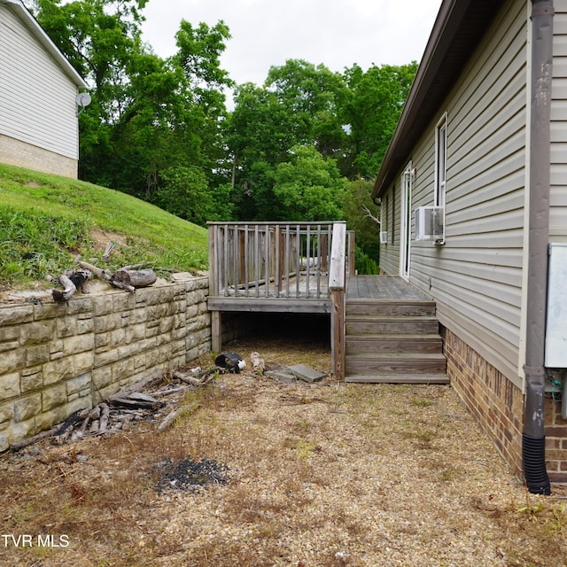 206 Hialeah Dr, Kingsport, TN 37660 - view of yard with a deck and cooling unit
