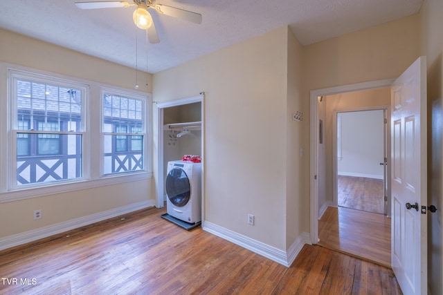 701 W Locust St Unit 34, Johnson City, TN 37604 - laundry room featuring washer / clothes dryer, wood finished floors, and a ceiling fan