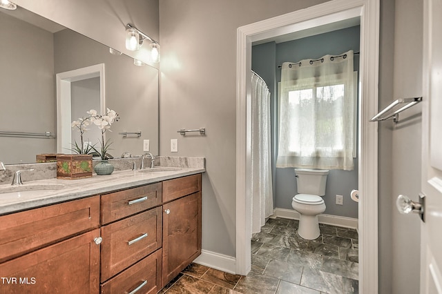 55 Farmstead Ln, Jonesborough, TN 37659 - full bathroom with double vanity and baseboards