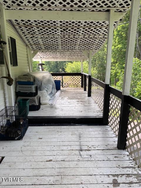 222 SW Azalea Dr, Wise, VA 24293 - view of wooden terrace