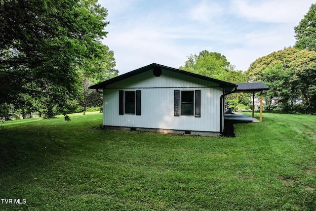 113 Paul Mathes Rd, Chuckey, TN 37641 - view of side of home featuring a yard