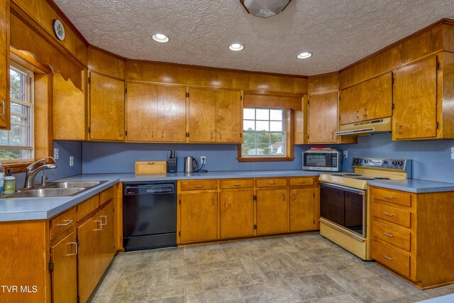 825 Cumberland St, Marion, VA 24354 - photo 12
