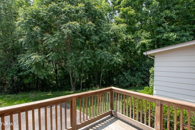 940 Park St, Bristol, VA 24201 - wooden terrace featuring a lawn