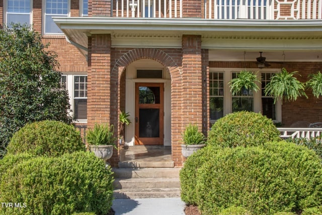 940 Park St, Bristol, VA 24201 - entrance to property featuring brick siding and ceiling fan