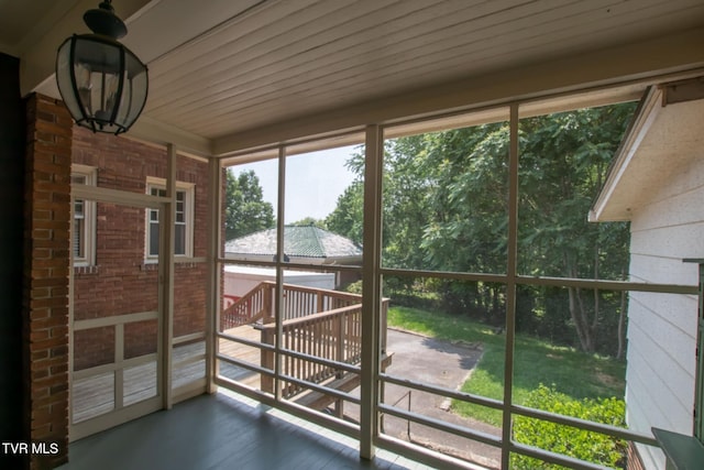 940 Park St, Bristol, VA 24201 - view of unfurnished sunroom