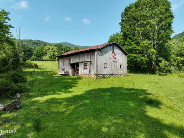 325 Cove Creek Rd, Roan Mountain, TN 37687