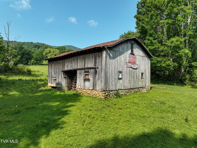 325 Cove Creek Rd, Roan Mountain, TN 37687