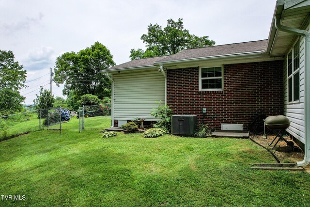 126 Poplar Hill Dr, Johnson City, TN 37604 - view of yard