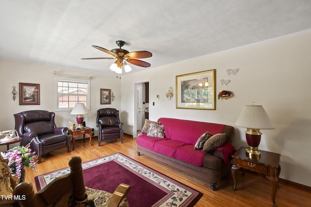 126 Poplar Hill Dr, Johnson City, TN 37604 - living area with wood finished floors and ceiling fan