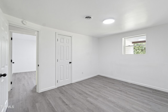 265 Hightop Rd, Midway, TN 37809 - unfurnished room featuring wood finished floors and a smoke detector
