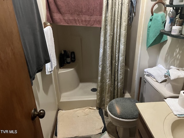 3911 Tate Springs Rd, Big Stone Gap, VA 24219 - bathroom with a shower with shower curtain and vanity