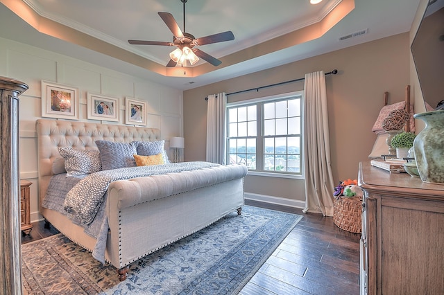 3309 Murrayfield Way, Kingsport, TN 37664 - bedroom with a raised ceiling, dark wood-style floors, crown molding, a ceiling fan, and recessed lighting