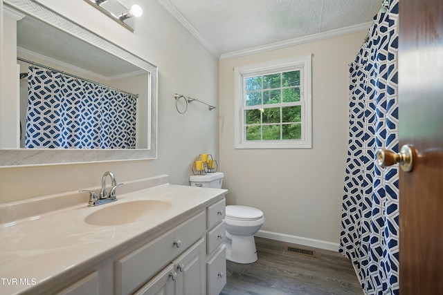 271 Anderson St, Pennington Gap, VA 24277 - full bathroom with crown molding, vanity, wood finished floors, and a shower with curtain