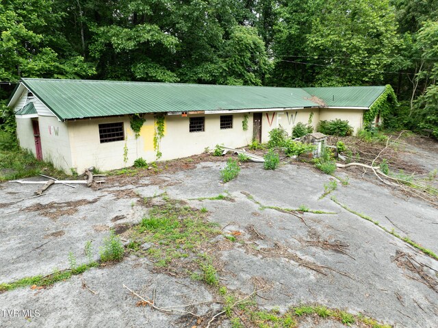 231 Vfw Trl, Pennington Gap, VA 24277