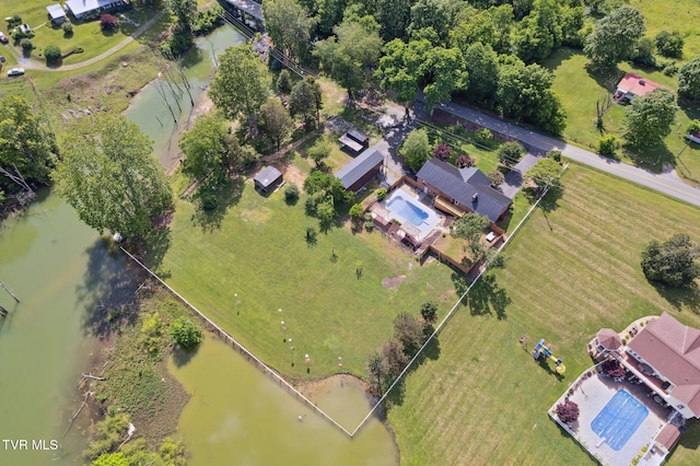 18134 Cleveland Rd, Abingdon, VA 24211 - aerial overview of property's location with a large body of water and property boundaries highlighted