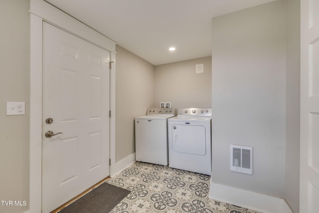 3528 Crestwood Dr, Kingsport, TN 37664 - laundry room with washing machine and clothes dryer and recessed lighting