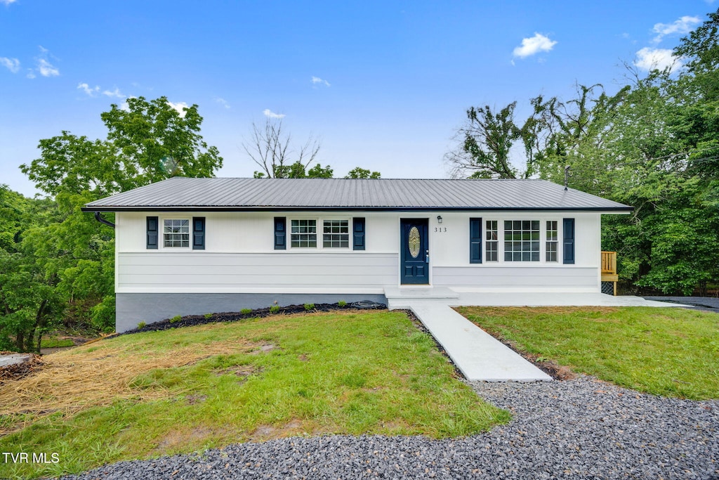 313 Morelock St, Kingsport, TN 37660 - photo 1
