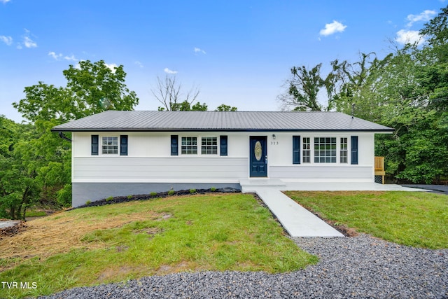 313 Morelock St, Kingsport, TN 37660 - ranch-style home with a metal roof and a front lawn