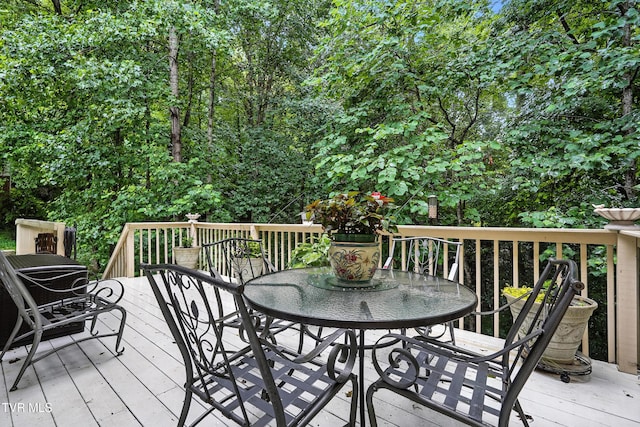 209 Timberland Cir, Kingsport, TN 37664 - wooden deck featuring outdoor dining space