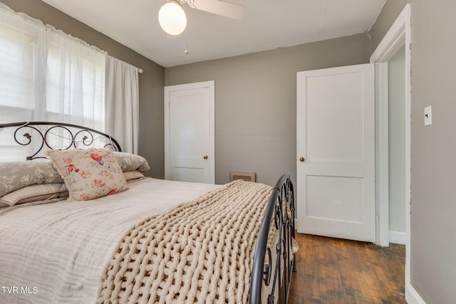 49 24th St, Bristol, TN 37620 - bedroom with wood finished floors and a ceiling fan