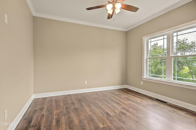20385 Yeary Trl, Abingdon, VA 24211 - unfurnished room featuring wood finished floors, a ceiling fan, and crown molding