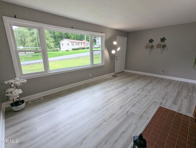 2324 Inglewood Dr, Kingsport, TN 37664 - photo 5