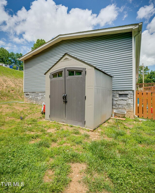 982 Glade Hill Dr, Lebanon, VA 24266 - photo 36