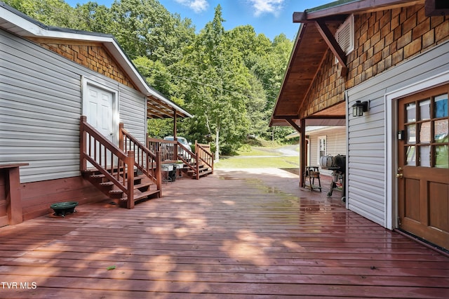 169 Mays Rd, Elizabethton, TN 37643 - wooden deck featuring entry steps