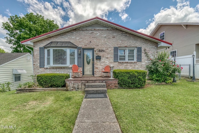 621 Hamilton St, Johnson City, TN 37604 - photo 1