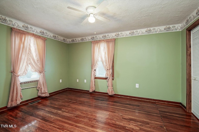 227 Jonesboro Dr, Bluff City, TN 37618 - spare room with wood finished floors, a ceiling fan, and a textured ceiling