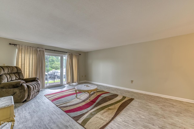 202 University Pkwy Unit 4E, Johnson City, TN 37604 - living room with baseboards