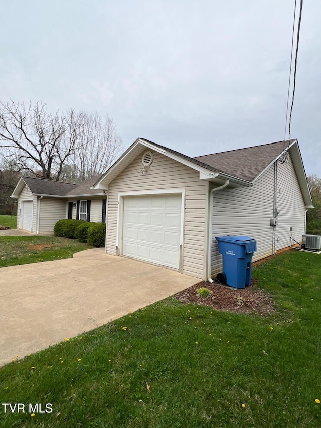 1107 Skyline Dr, Jonesborough, TN 37659 - view of front facade with a garage, concrete driveway, roof with shingles, and a front lawn