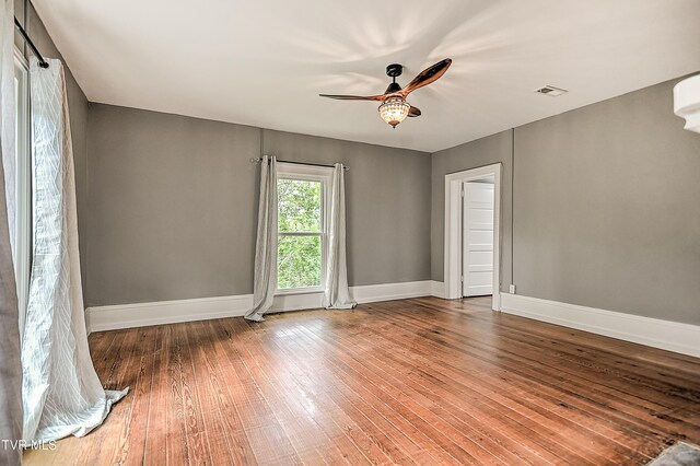 2061 King College Rd, Bristol, TN 37620 - unfurnished room featuring ceiling fan and wood-type flooring