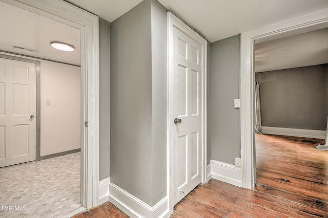2061 King College Rd, Bristol, TN 37620 - hall featuring wood finished floors and baseboards