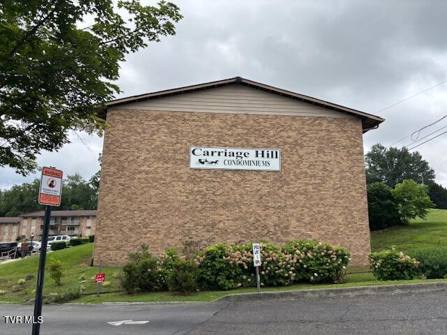 1085 Carriage Cir Unit 301, Bristol, VA 24201 - view of side of property featuring brick siding