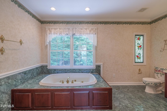 566 Beechwood Rd, Kingsport, TN 37663 - full bath featuring a tub with jets and crown molding