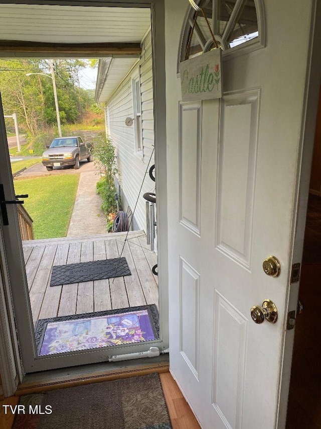 880 E Gilley Ave, Big Stone Gap, VA 24219 - entryway featuring wood finished floors