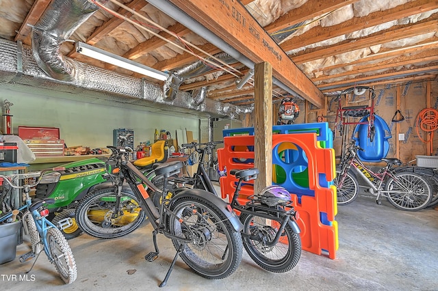 5000 Aberlea Pl, Piney Flats, TN 37686 - view of garage